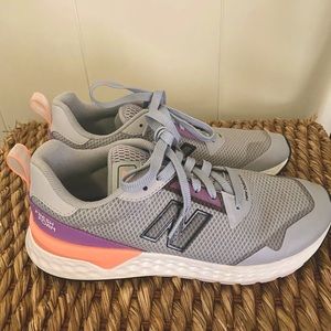 New Balance Womens Fresh Foam Grey Running Shoes size 8